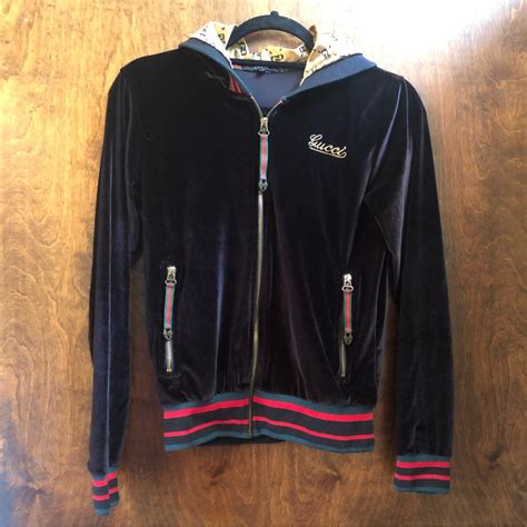 gucci sweater cape|gucci velour sweatsuit.